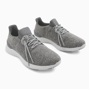 Johnnie O’s Sneakformance